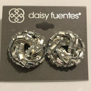 1” Daisy Fuentes Round Silver Rhinestones swirls Stud Earrings B3